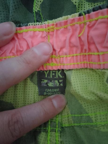Kraťasy, vel. 134/140, kik,134