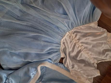 Kostým princezny s kabatkem 6-10let, 