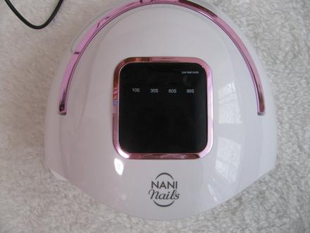 Uv / led lampa na nehty naninails,