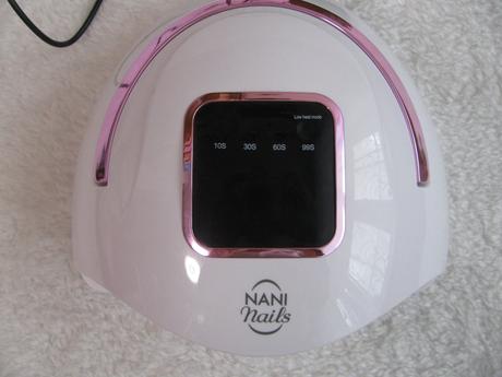 Uv / led lampa na nehty naninails,