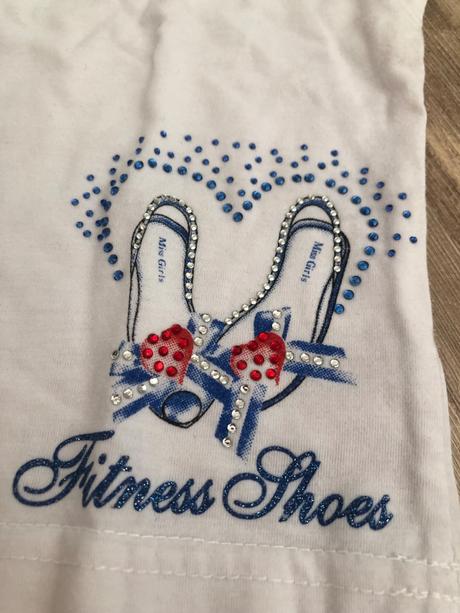 Komplet sukně a trička, 86