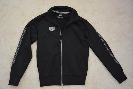 Sportovní bunda či mikina arena, 140