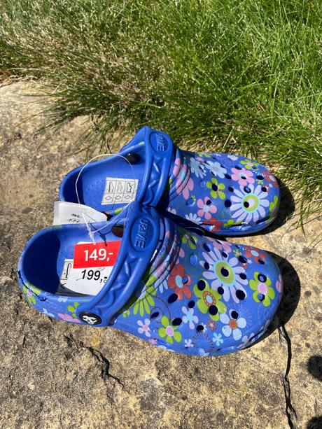 Nové nazouváky 27, 27