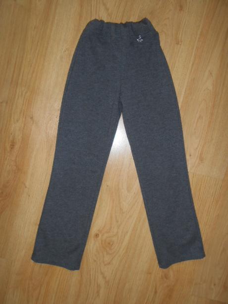 Dívčí tepláky vel.128/134, 128