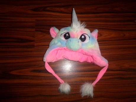 Krásná čepice unicorn - jednorožec 8-12 let,