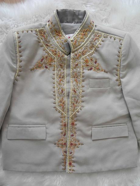 Sako slavnostní, 86