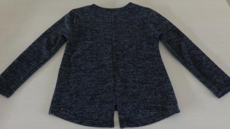 Svetřík velikost 122/128, 122