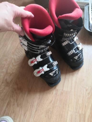 Lyžáky, nordica,32