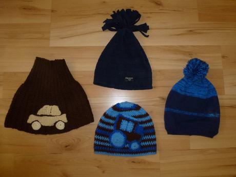 Čepice, rukavice, nákrčník, 128