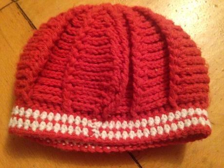 Dívčí pletená čepička květ (obvod 40 - 44 cm), 80