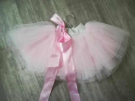 Tutu sukynka a čelenka, 80