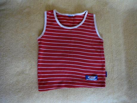 Dívčí nátělník, 104