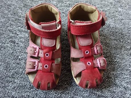 Dívčí sandály, vel. 25, essi,25