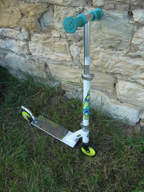 Dětská koloběžka decathlon, 