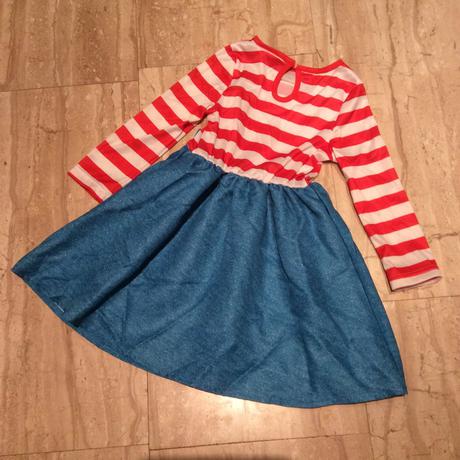 Kostým ,,kde je wally", 