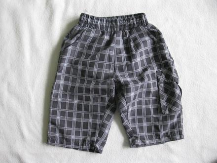 Šustákové kraťasy, 104