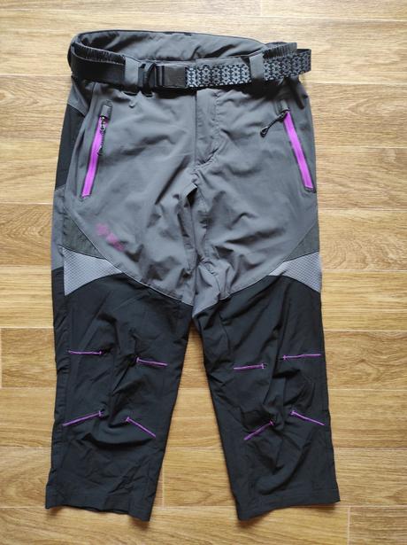 Sportovní 3/4 kalhoty, 34