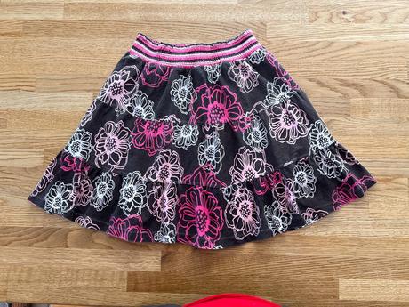 Točitá sukně s gaťkama  liv& little vel.122/128, 122