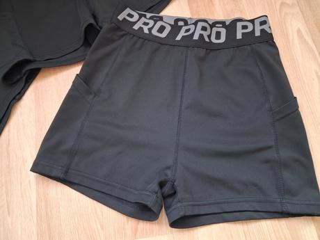 Černé kraťasy vel. s, s