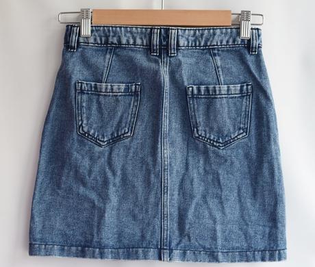 Sukně vel. 11 let, matalan,146