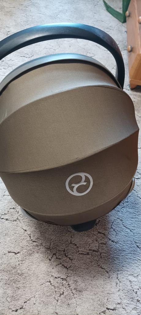 Vajíčko cybex aton q se základnou, cybex