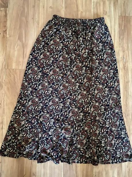 Sukně vel. xl / 50, xl