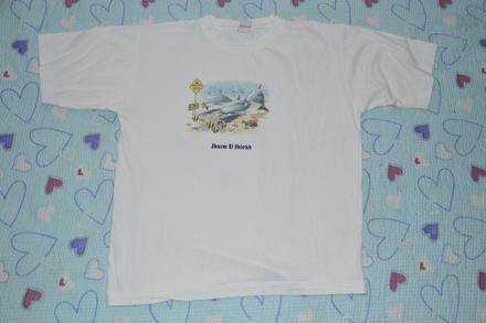 Bílé triko s delfíny, 158