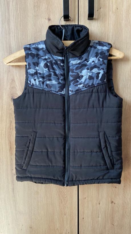 Dětská prošívaná vesta vel.134, pepco,134
