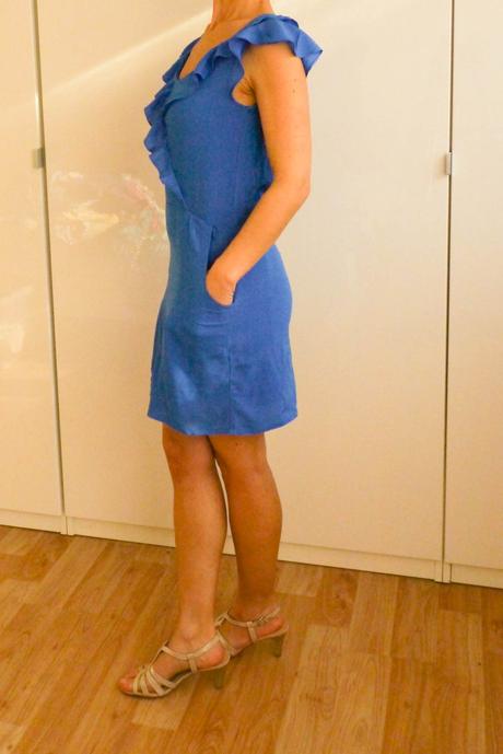 Modre saty s volanky vel. xs od pink loop, xs