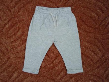 Šedé tepláky tepláčky kalhoty, 86
