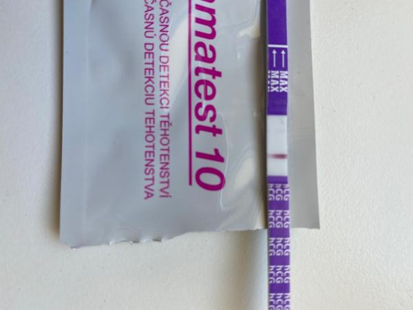 Menstruace nikde. Je tam duch?