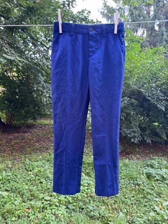 Společenske kalhoty, 134