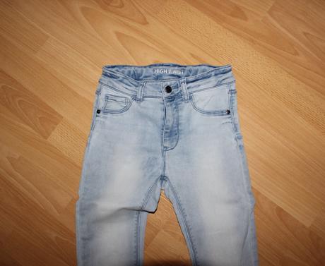 Rifle, džíny, slimky, takko,146
