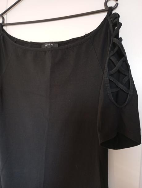 Přiléhavé šaty s křížením na pažích, amisu,42