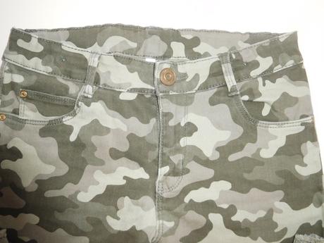 Maskáčové džíny vel. 140, c&a,140