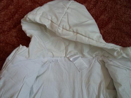 Bílá bunda, bundička na zip s kapucí, 80
