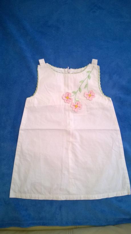 Krásné šaty, vel. 92, dovezené z francie, 92