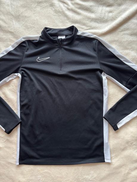 K7/ mikina funkční zn. nike - v.146/152, nike,146