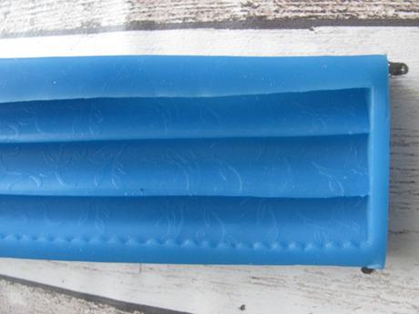 Silikonová forma na volánky,