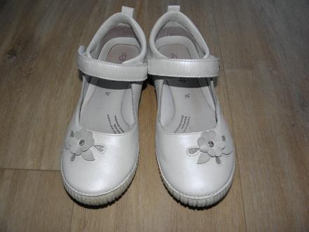 Dívčí bílé baleríny zn. d.d.step vel.36, d.d.step,36