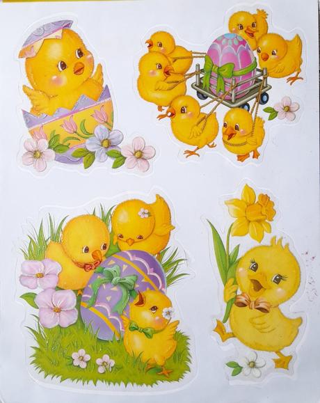 Velikonoční okenni dekorace - kuřátka, 