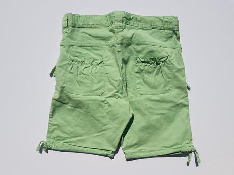 M88	dívčí plátěné kraťasy vel. 134, 134