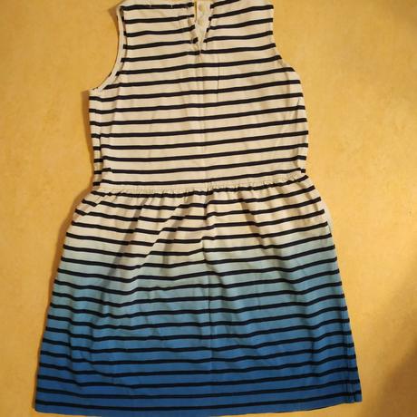 Značkové šaty vel.122, 122