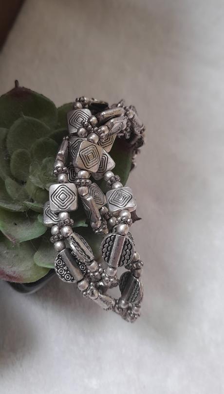 Antický stříbrný náramek,