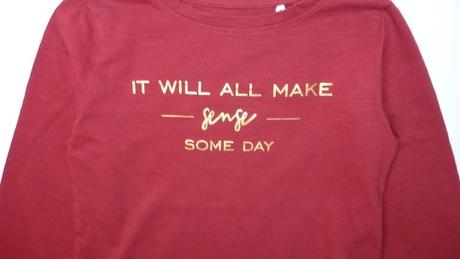 Vínové bavlněné tričko, zlatý nápis vel.134, reserved,134