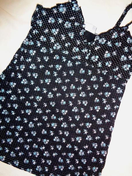Luxusní květovaný top, nkd,128