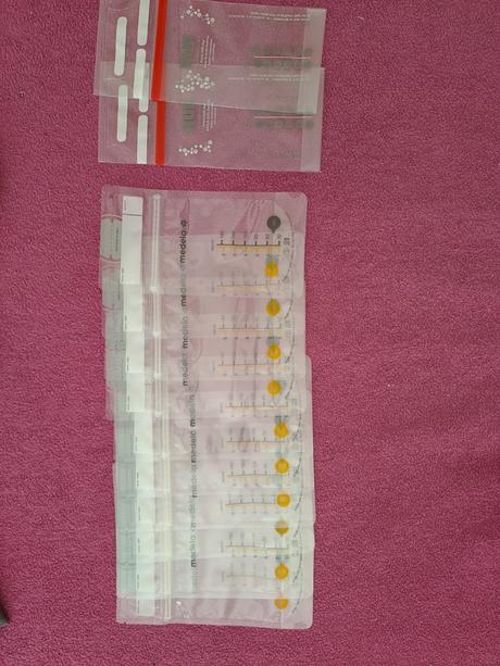 Odsávačka mateřského mléka,