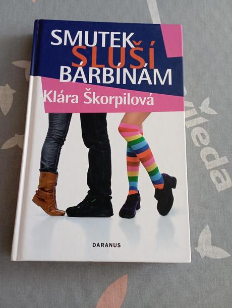 Smutek sluší barbínám, 