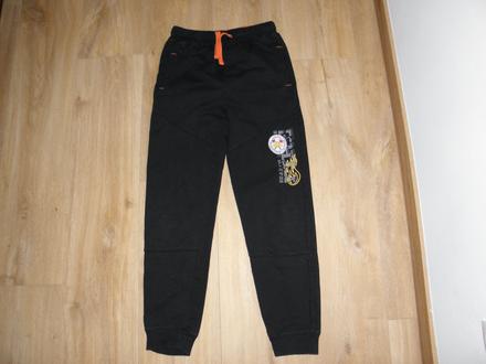 Chlapecké černé tepláky zn. wolf vel.140, wolf,140