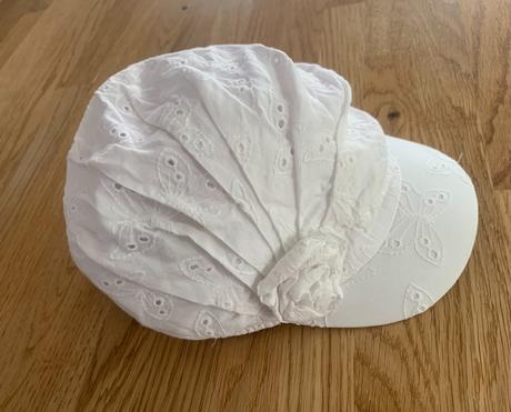 Čepice & kšiltovka s motýlky h&m vel. 110/116, h&m,110